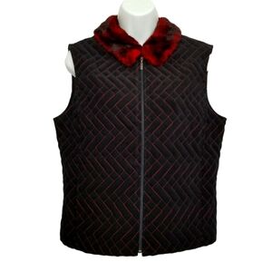 Conrad C 𝅺collection quilted black and red vest with faux fur collar Size 10